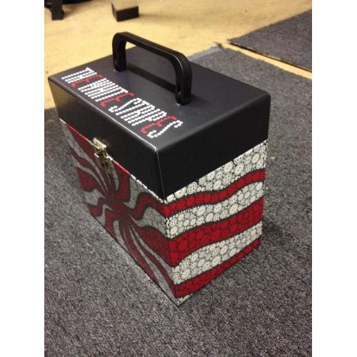 The white stripes super rare 7" record box
