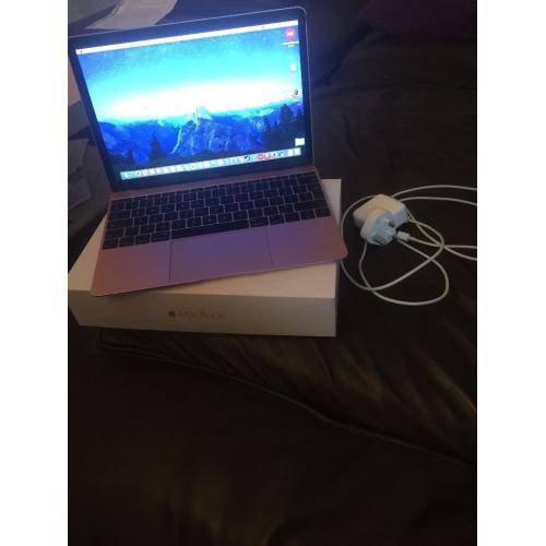 MacBook