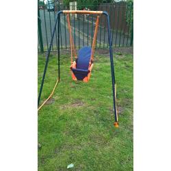 baby swing in near brand new cheap sale