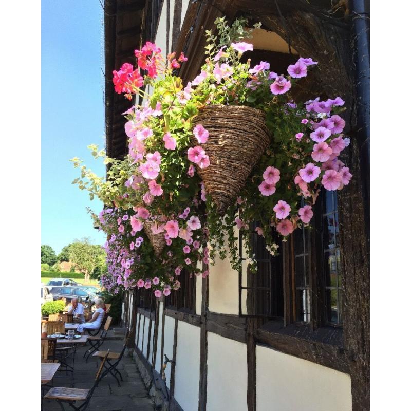 Restaurant Supervisor required at The Crown Inn, Chiddingfold