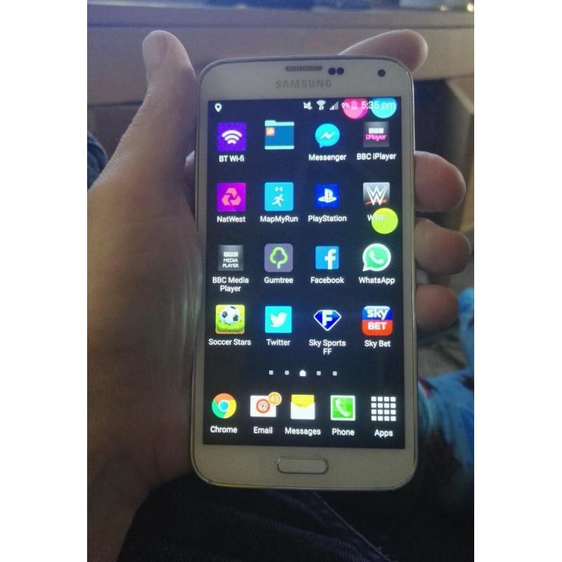 Samsung galaxy s5 mobile phone