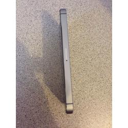 Apple iphone 5s on Vodafone Lebara talktalk 16GB