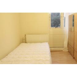 Double Bed in Room with Double Bed in City of Westminster Borough, All Bills Included