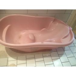 Baby Pink bath