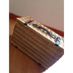 Hamper