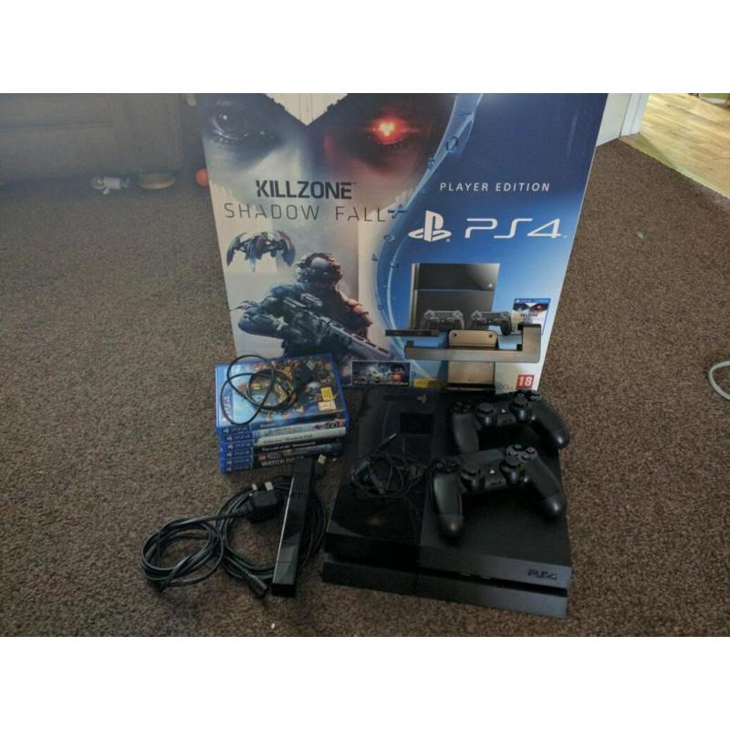 Playstation 4 (PS4)
