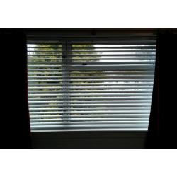 175cm venetian blinds. (gone, awaiting collection)