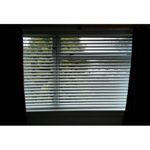 175cm venetian blinds. (gone, awaiting collection)