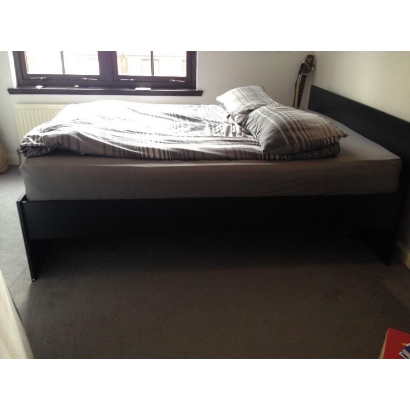 DOUBLE BED FRAME - black. Not with