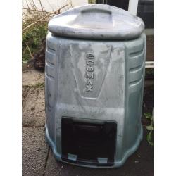 2 X composter bins