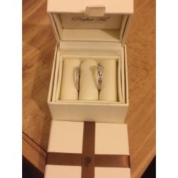 Perfect fit 9ct white & rose gold diamond cluster bridal setCluster Bridal set size p