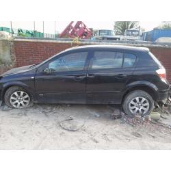 BREAKING VAUXHALL ASTRA CAR PARTS SPARES - VAUXHALL ASTRA CAR PARTS SPARES