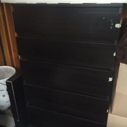 Chest of drawers
