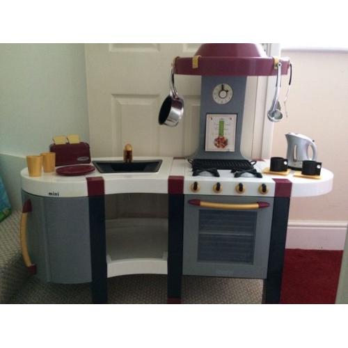 Play kitchen