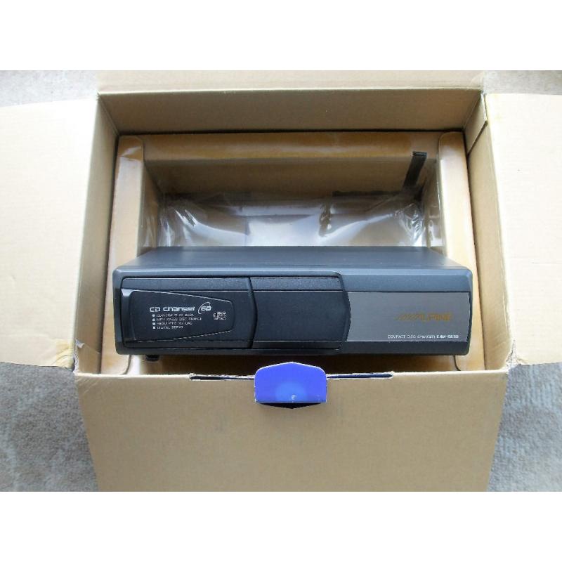 *New / Unused* Alpine CHM -S630 6 disc CD changer