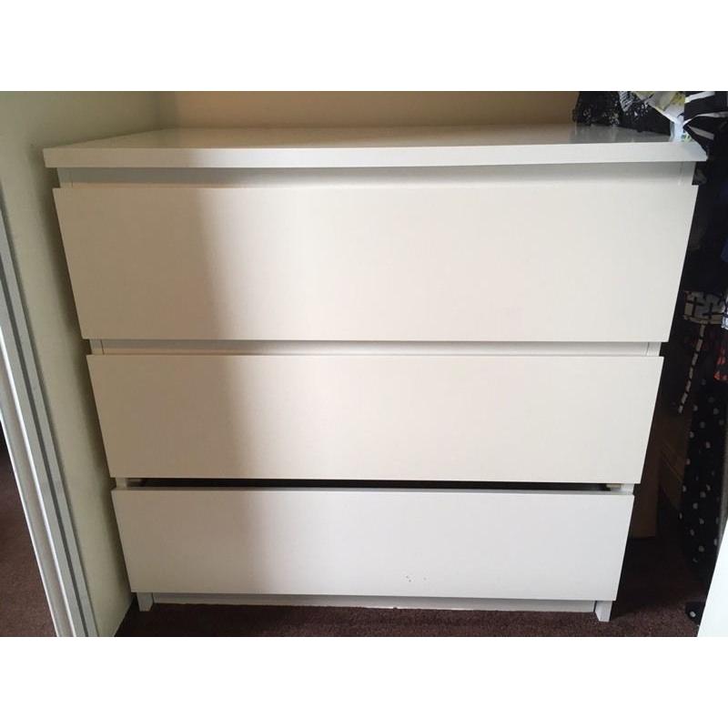 White IKEA malm drawers