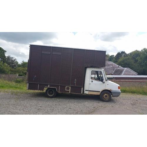 3.5 tonne horsebox