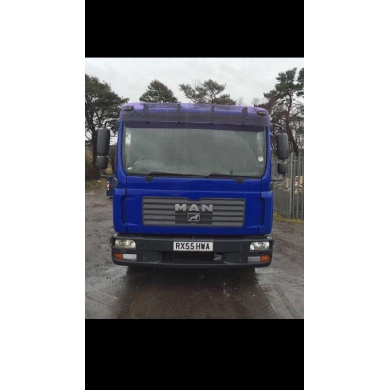Hook loader