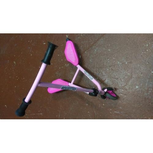 Sporter junior scooter.