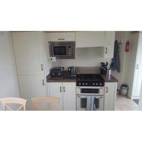 Stunning 2 bed static Caravan for sale at Trecco Bay Holiday Park, Porthcawl, South Wales