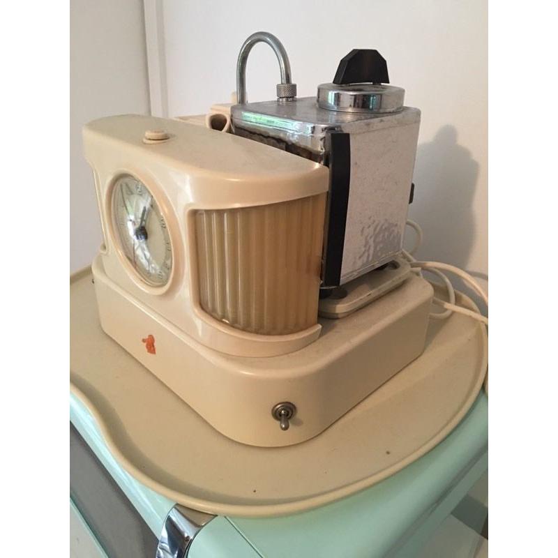 Art deco vintage teasmaid fully working order