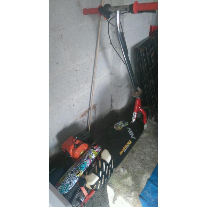 Petrol scooter