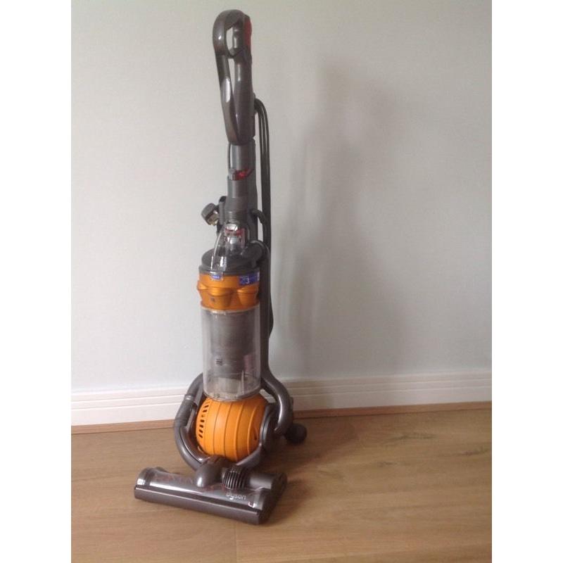 Dyson DC25 Multifloor Upright Vacuum Cleaner