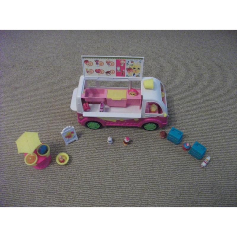 SHOPKINS Scoops Ice-Cream Truck Playset+some extra Shopkins