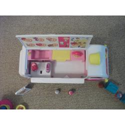 SHOPKINS Scoops Ice-Cream Truck Playset+some extra Shopkins