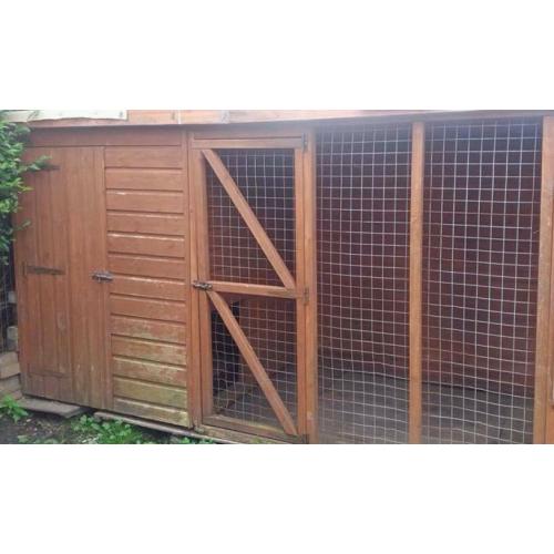 Dog kennel and run