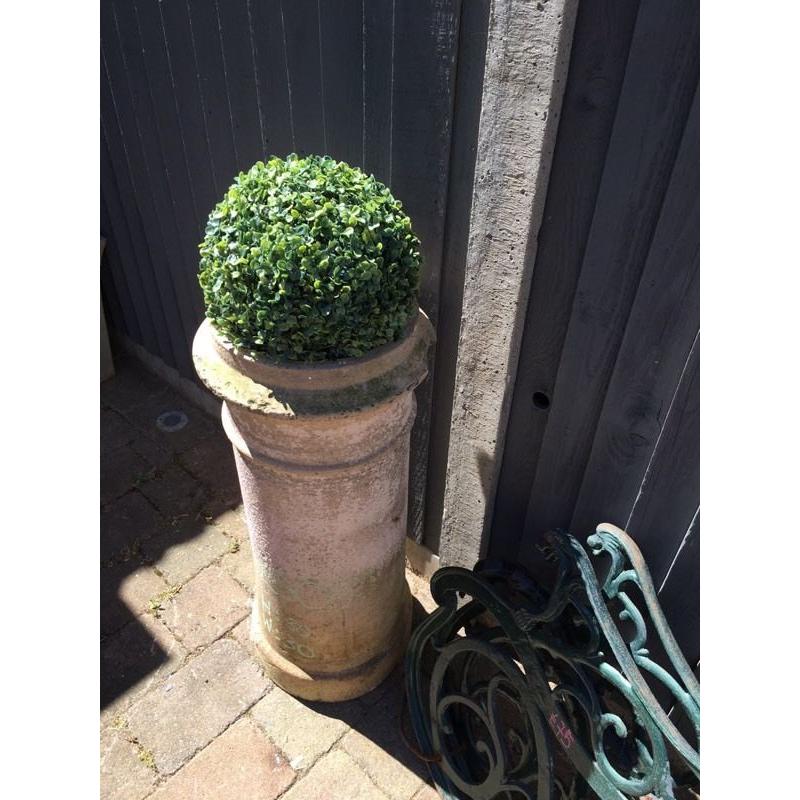 Vintage rustic Victorian chimney pot planer garden ornament shop prop display wedding