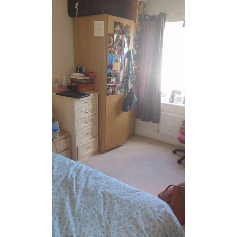 SHORT TERM LET - STOKE PARK