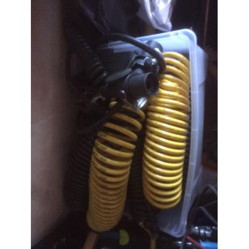 Box or air Susies , red and yellow, also abs leads/box