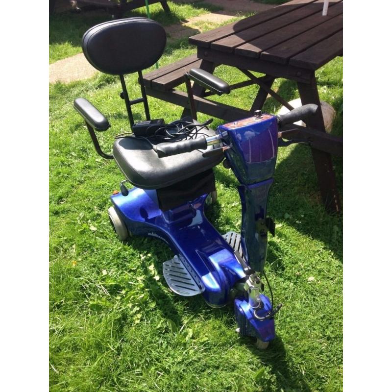 mobility scooter very light weight boot scooter 4mph