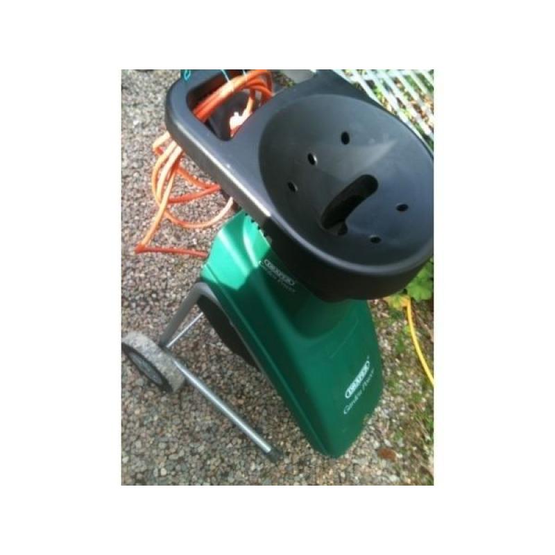 Draper 2400w garden shredder / mulcher