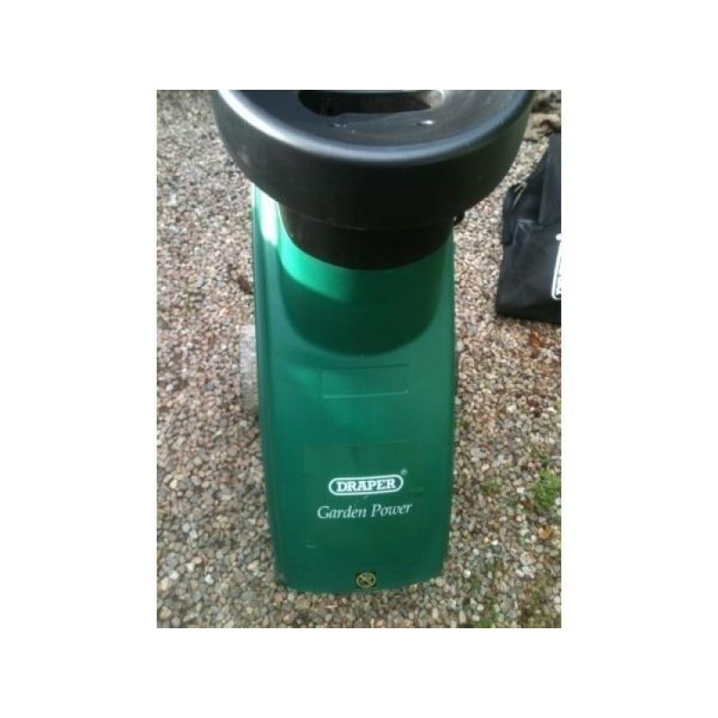 Draper 2400w garden shredder / mulcher