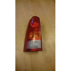 01-05 Ford Focus Estate Rear Lamp