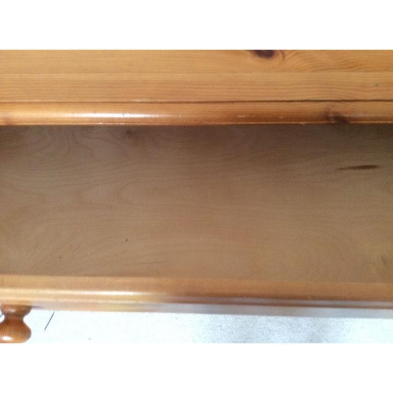 Solid Pine Chest of drawers, 4 drawer, storage, wooden handles