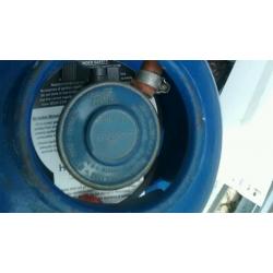 Gas bottle