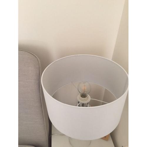 White big (35cm x 20cm) lampshade