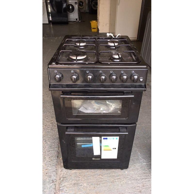 Has cooker