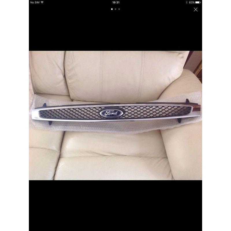Ford Fiesta Chrome Grill