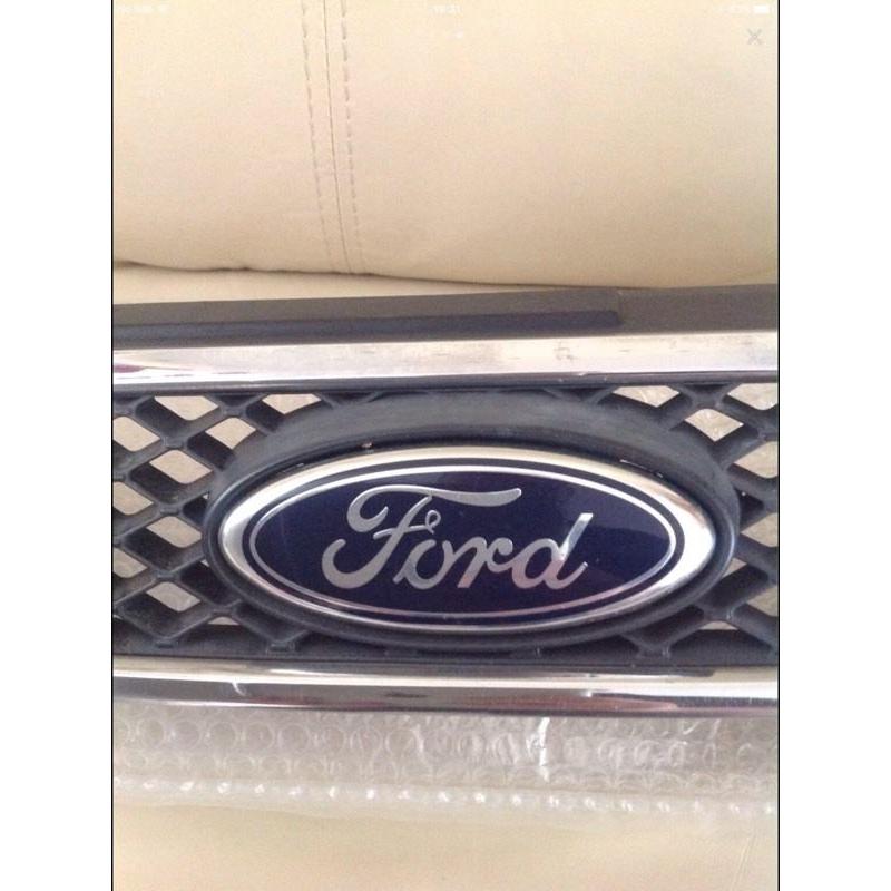 Ford Fiesta Chrome Grill