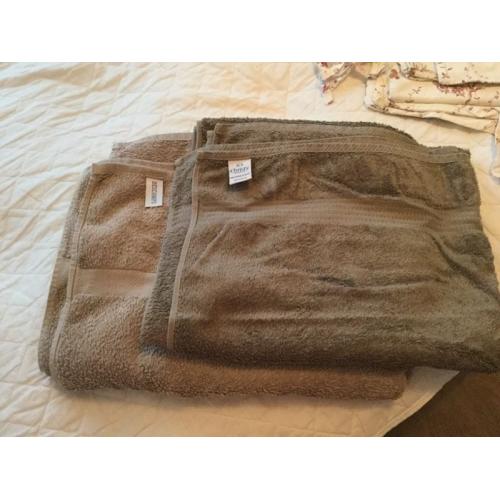 Selection of large bath towels