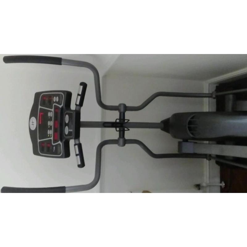 Cross Trainer