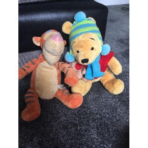 Tiger and winnie the pooh teddy