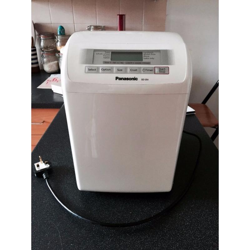 Panasonic Automatic Breadmaker with kneading blade and 3 measuring cups