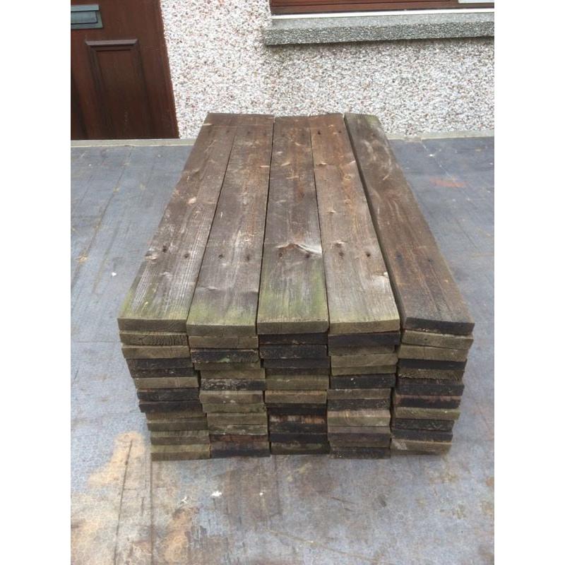60 used fence boards