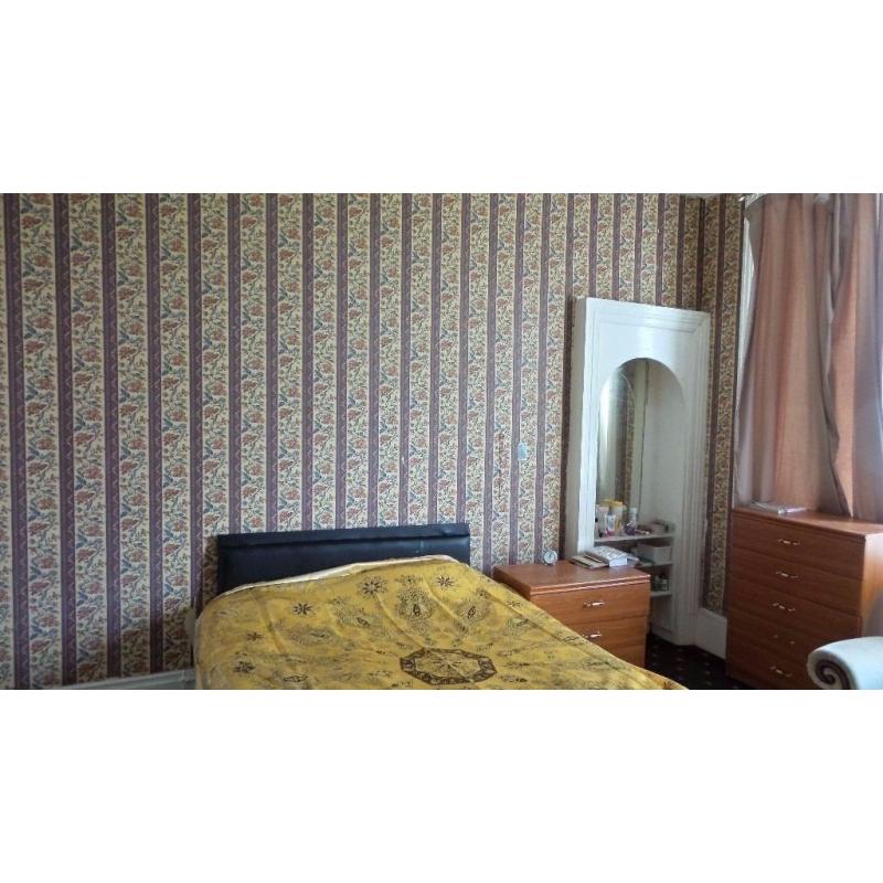 ***Large Spacious Double room to rent for females***
