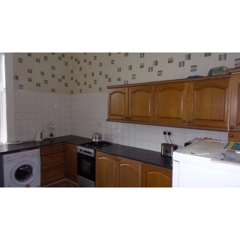 ***Large Spacious Double room to rent for females***